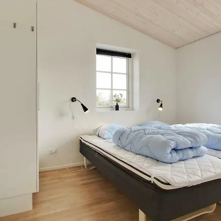 Feriehus Five-bedroom In 22 *