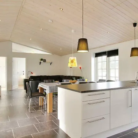 Five-bedroom In 22 Feriehus